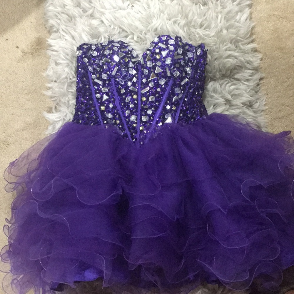 Formal/costume dress